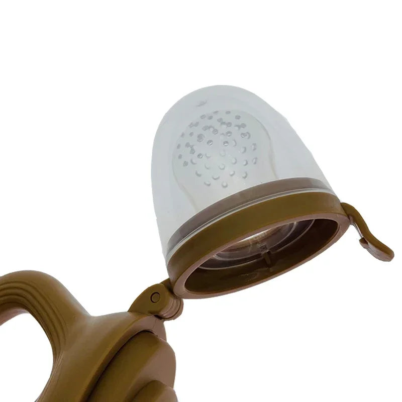 1PC Silicone Baby Fruit Feeder with Cover Baby Nipple Fresh Food Vegetable Supplement Soother Nibbler Feeding Teething Pacifier
1 pièce : Tétine-bébé en silicone avec couvercle – Tétine pour bébé pour fruits et légu
