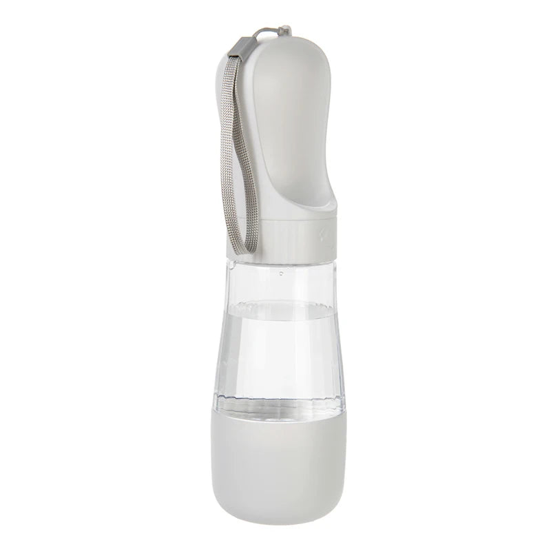 Bouteille d'eau pour chien /  Bouteil de nourriture pour chien / Bouteil deux en un pour animaux - Water bottle for dog / Food bottle for dog / Two-in-one bottle for pets.